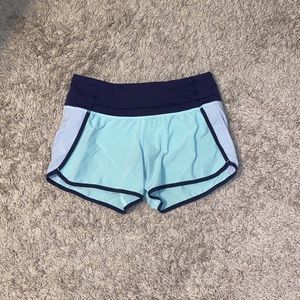 Lululemon Shorts (4)